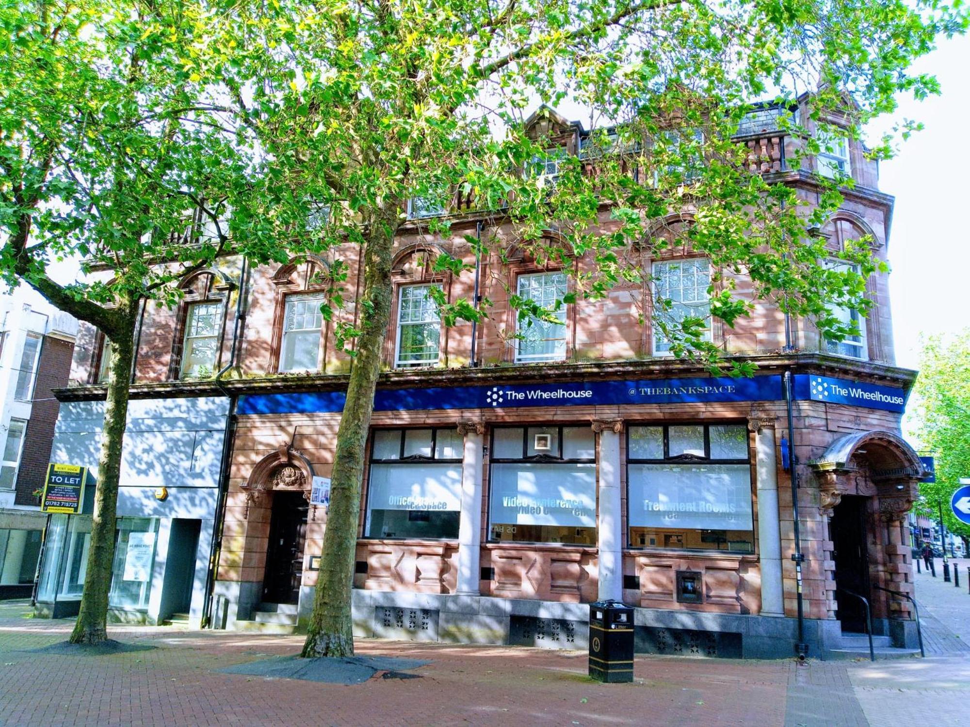 Darwin Stays - Service Accommodation In Newcastle Under Lyme City Centre Exteriér fotografie