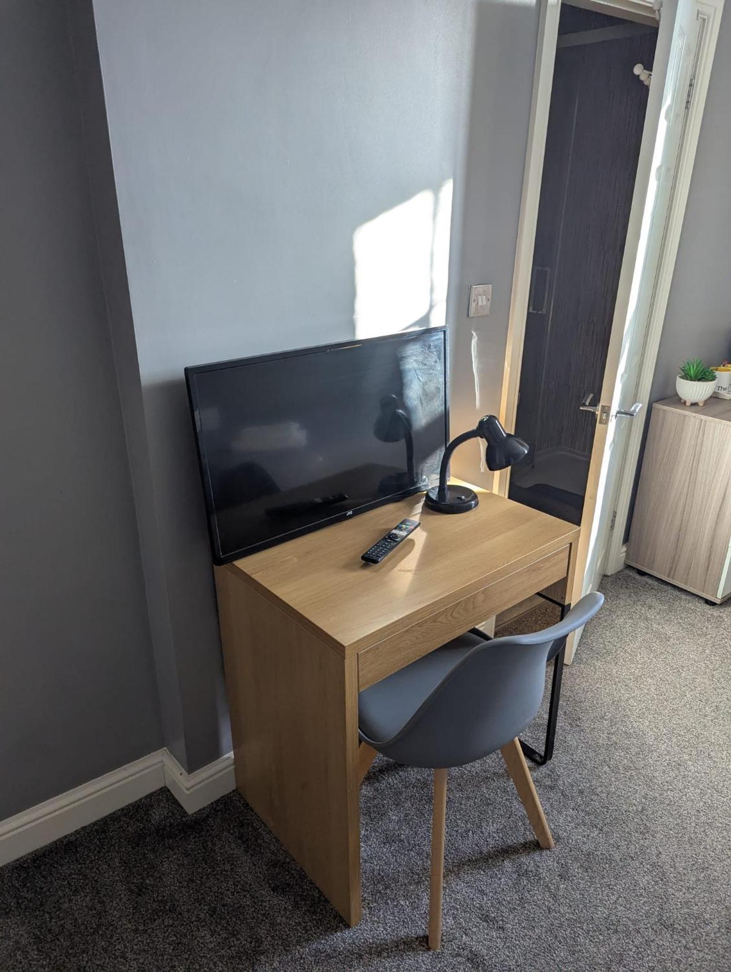 Darwin Stays - Service Accommodation In Newcastle Under Lyme City Centre Exteriér fotografie