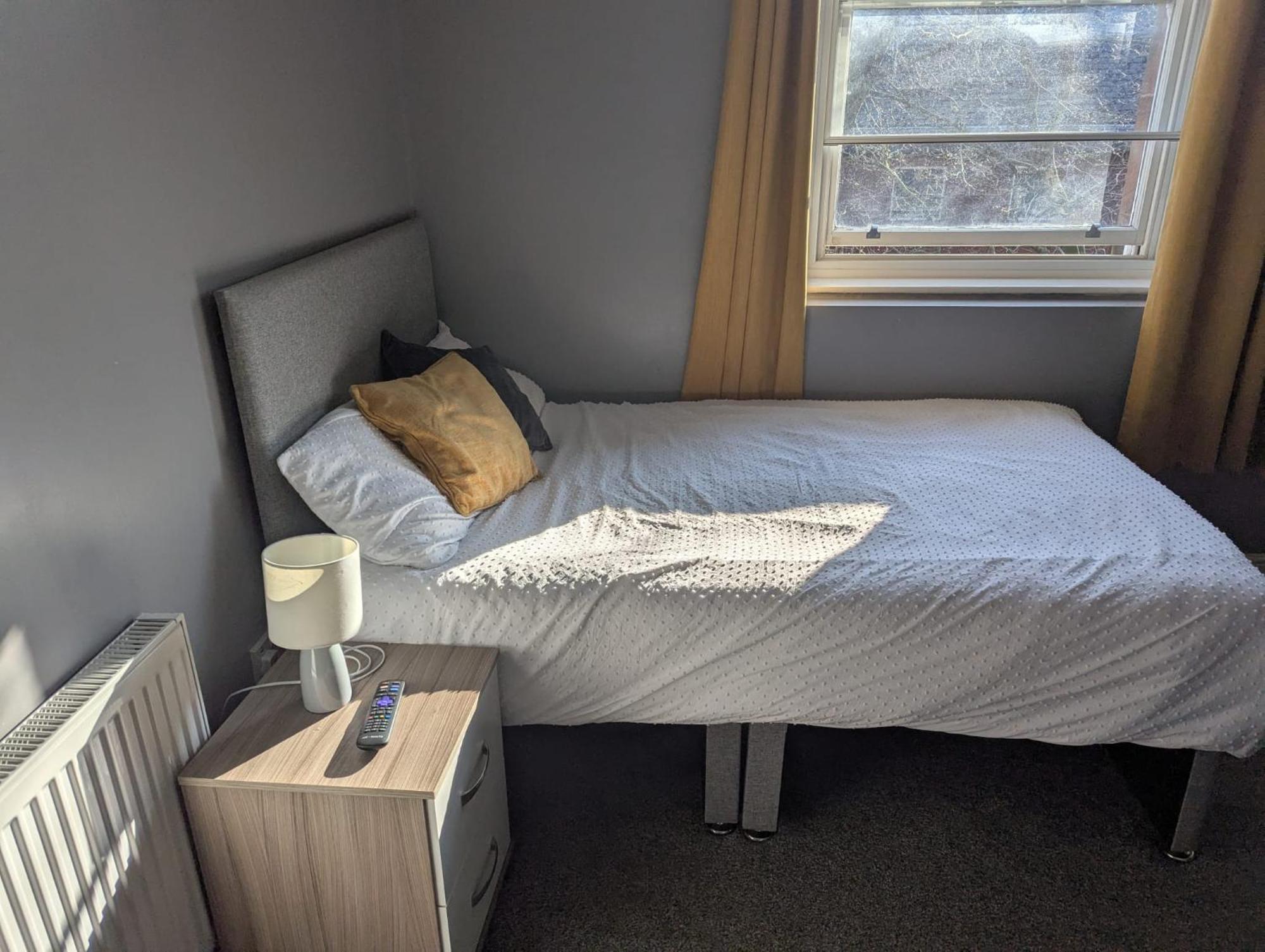 Darwin Stays - Service Accommodation In Newcastle Under Lyme City Centre Exteriér fotografie